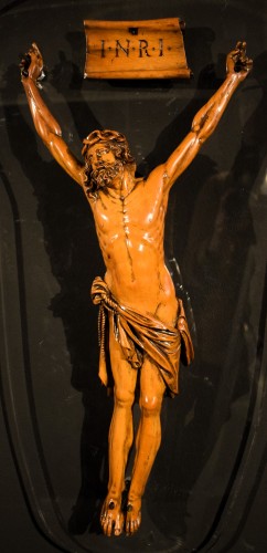 Religious Antiques  - Christ crucified in boxwood